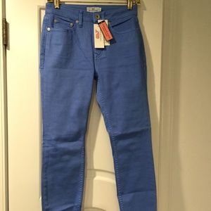 NWT Vineyard Vines Beautiful Ocean Blue Jeans Women’s Size 25 Ankle Jeans.NWT.